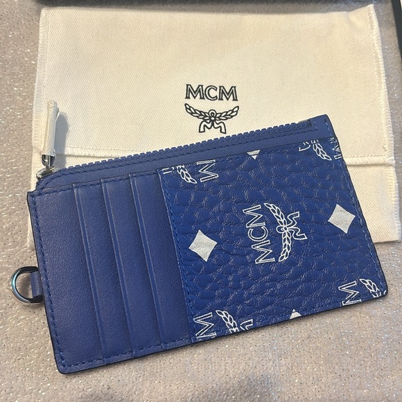 MCM CARD CASE - Picture 2 of 9